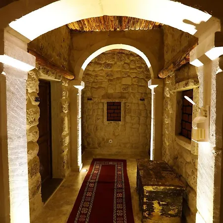 מלון Ada Cave גורמה