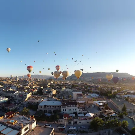 Ada Cave Szálloda *