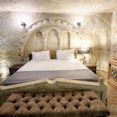 Rock Cave Отель *