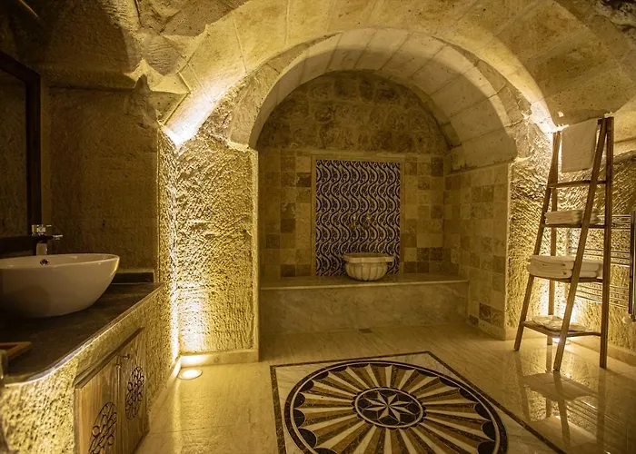 Ada Cave Szálloda *